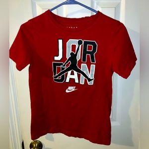 Jordan big boys size M t-shirt